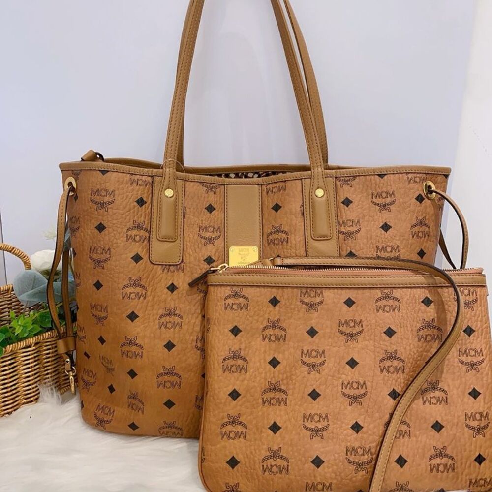 Mcm Women Pre-Loved Bag Very Good Condition